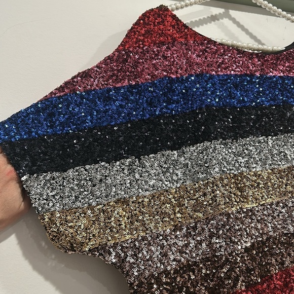 Gap Color Block Sequin Top Fully Lined Short Sleeve Boxy Look Wide L/XL shirt - Picture 3 of 8